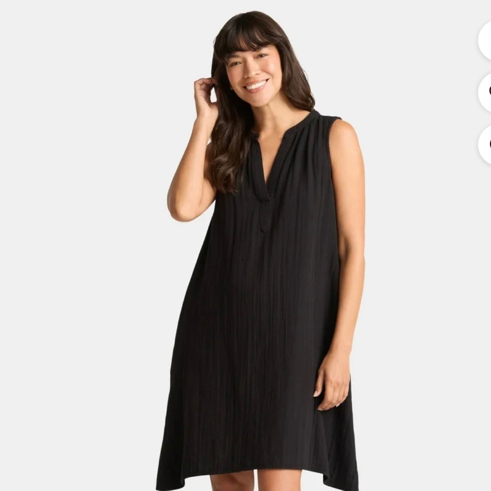 Time & Tru black sundress 🖤